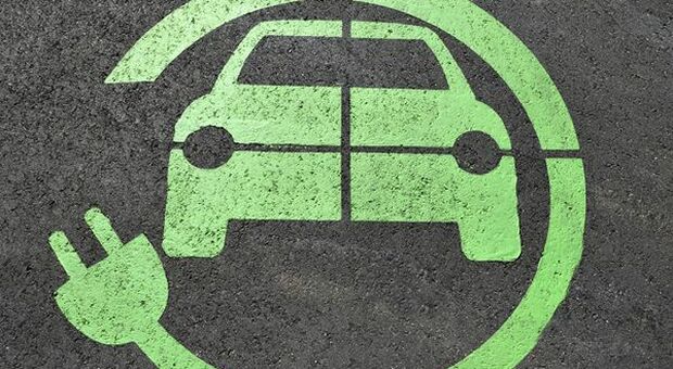 Clima, UECOOP: "Auto green superano immatricolazioni benzina per la prima volta"