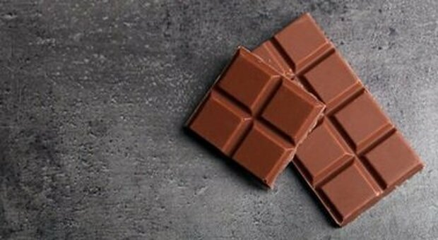 Cioccolato assolto, mal di testa e fake news sull'alimentazione dei bambini