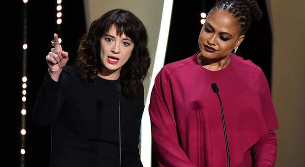 Asia Argento dal palco di Cannes accusa Weinstein e il Festival