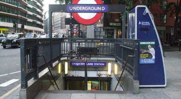 La stazione metropolitana di Chancery Lane a Londra