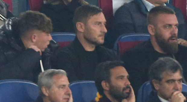Francesco Totti su Dazn, elogia Mourinho e difende Pellegrini: «Ci siamo sentiti, ecco cosa gli ho detto»