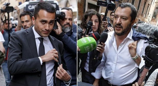 Governo Lega-M5S: una rosa per il premier, Salvini e Di Maio solo vice