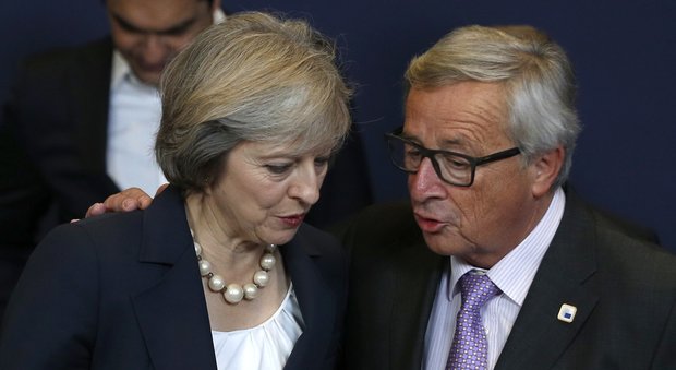 Brexit, Juncker pessimista dopo la cena con May: «Dieci volte più scettico di prima»