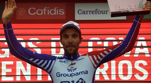 Vuelta, Pinot vince la 19/a tappa. Yates sempre leader, crolla Valverde