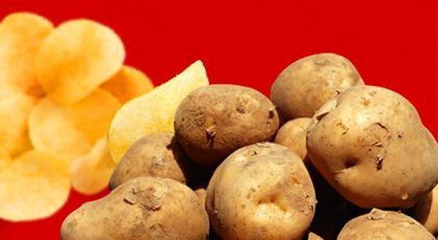 Giappone, è crisi delle patatine Fino a 11 euro per un pacchetto