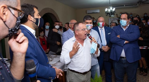 Covid Terracina, 200 tamponi dopo l'evento della Lega: c'era anche Salvini