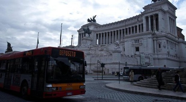 Sciopero trasporti a Roma: metro A chiusa tutta la mattina. L'assessore: protesta incomprensibile