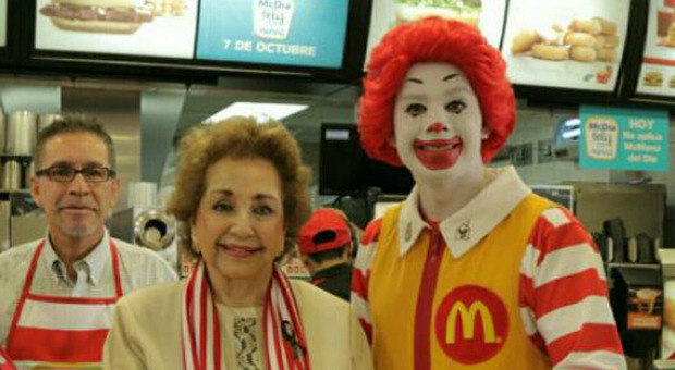 Mc Donald's, morta a oggi a 87 anni l'inventrice dell'Happy Meal
