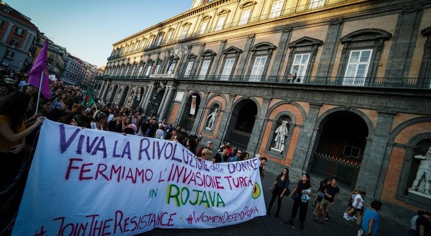 Siria, Napoli scende in piazza: «Solidarietà al popolo curdo»