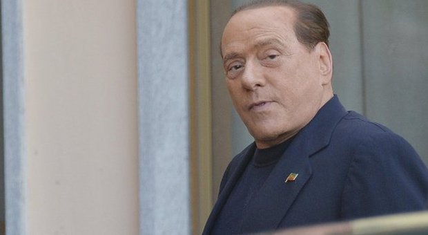 Berlusconi a Tarantini: «Stasera ho due "bambine", una napoletana e una brasiliana»