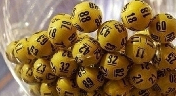 Lotto, colpo grosso con sei giocate gemelle: la super vincita, ecco dove