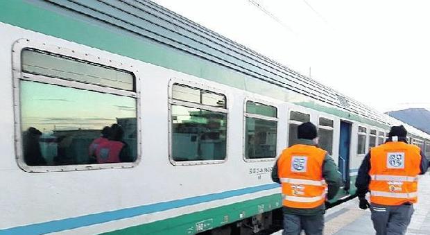 Treni regionali Lazio, anche per i pendolari scatta la prenotazione obbligatoria