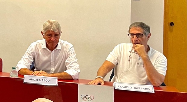 Da sinistra, il ministro per lo Sport e i Giovani, Andrea Abodi, e il presidente dell'Asi, Claudio Barbaro