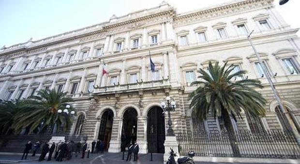 Bankitalia, Ue in campo per l'indipendenza: Lega all'attacco sull'oro