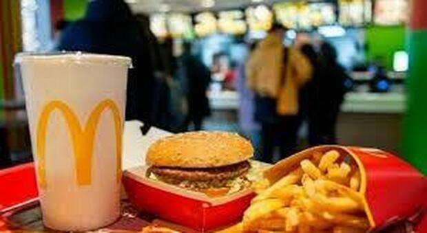 Napoli, apre il nuovo McDonald's in via Medina: 65 dipendenti
