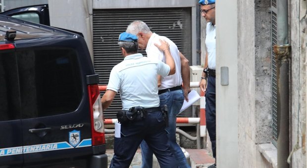Formigoni esce dal carcere, dopo 5 mesi in cella concessi i domiciliari