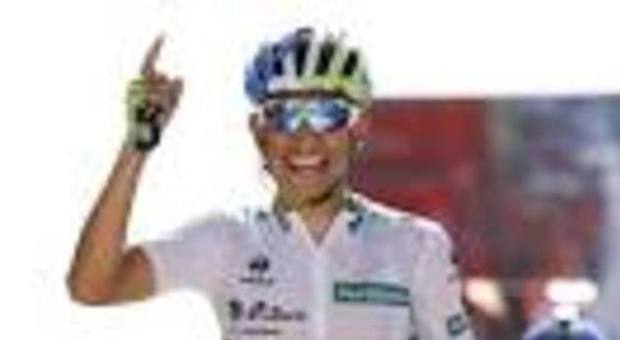 ​Vuelta, Chaves si prende tappa e maglia rossa di leader della generale