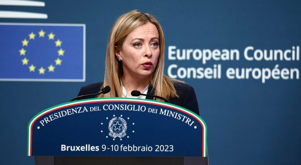 Migranti, apertura sulla linea italiana al Consiglio Ue: sì a nuove regole per le Ong