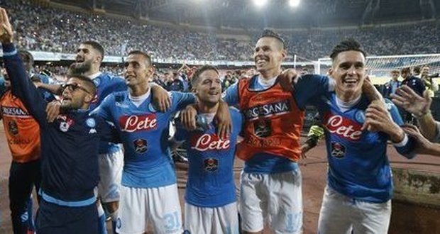 Napoli e Juve, che duello: prove di forza verso il match-scudetto