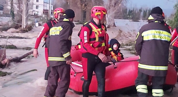 Inviati 40 volontari nelle zone colpite dall'esondazione del fiume Volturno
