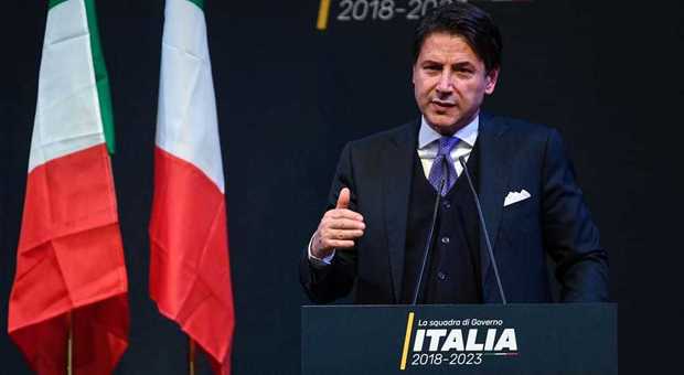 Chi è Giuseppe Conte, il favorito tra i candidati premier di Di Maio e Salvini