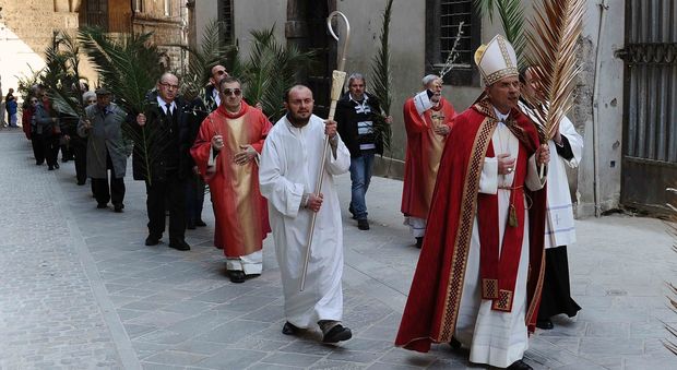 Rieti, per la Domenica delle Palme processione del vescovo in centro Iniziati i riti pre pasquali
