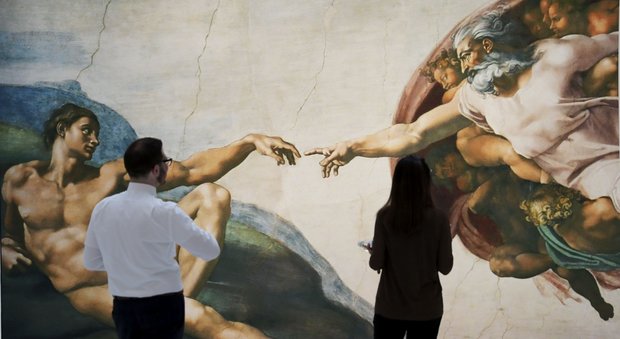 New York, le gigantografie della Cappella Sistina: sembra di toccare Michelangelo