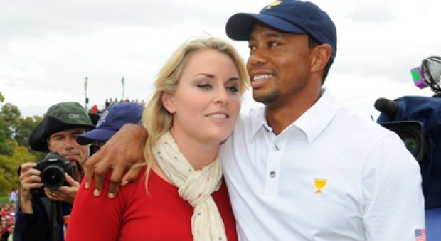 Hackerato lo smartphone di Lindsay Vonn: le foto di Tiger Woods nudo in rete
