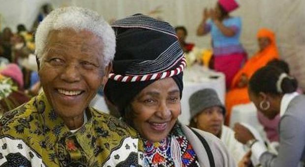 Morta a 81 anni Winnie, ex moglie di Nelson Mandela e attivista anti apartheid