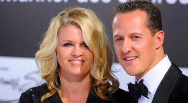 Michael Schumacher, la moglie Corinna parla dopo sei anni: «Quando me lo disse mi arrabbiai, ma aveva previsto tutto»