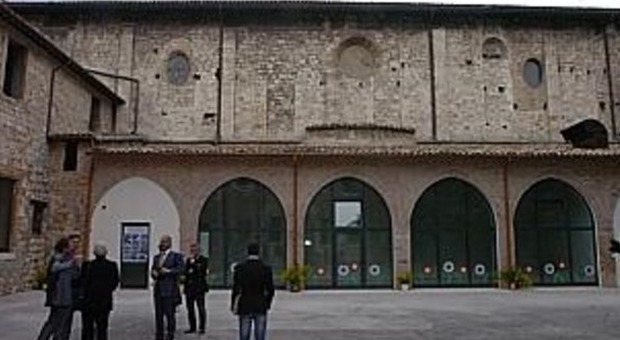 Ascoli, una piazza coperta nel chiostro del Polo Sant'Agostino