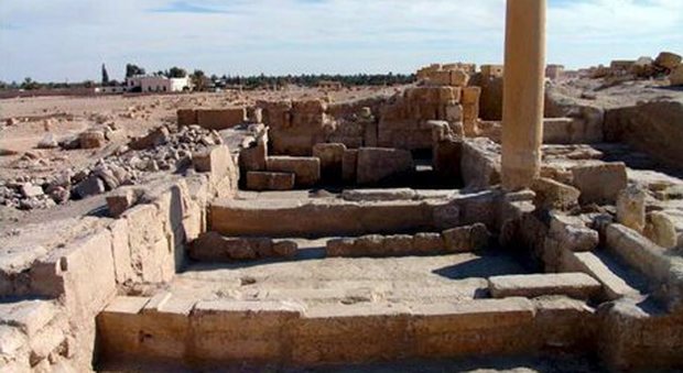 Isis, scoperta fossa comune a Palmira: 42 corpi, molte donne e bambini