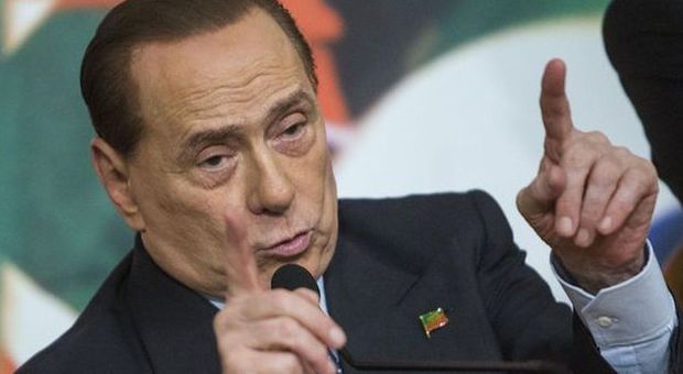 Berlusconi: «Così aiuterò Renzi: sta sbandando, noi gli daremo una mano in tutti i modi»