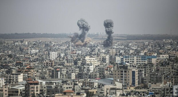 Gaza, 350 razzi lanciati verso Israele: 20 donne tra cui 4 donne e 5 minorenni
