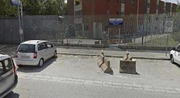 Furgone con attrezzi rubato ad Acerra, la polizia di Giugliano lo ritrova nel campo rom