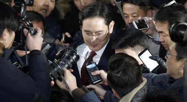 Seul, arrestato Lee Jae-yong, patron del colosso Samsung: corruzione