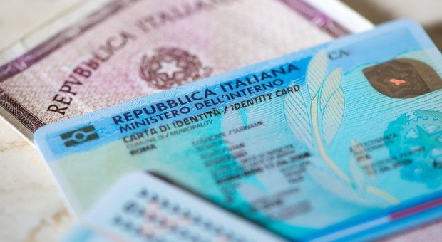 Roma, sabato 6 e domenica 7 aperture straordinarie per rinnovo carta identità elettronica