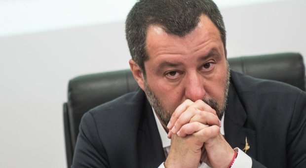 Salvini: «Serve decreto per fare restare a scuola i bambini non vaccinati». La lettera al ministro Grillo