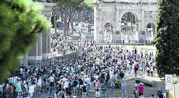 Roma, 13 milioni di turisti fantasma all'anno: il rapporto sul sommerso ricettivo