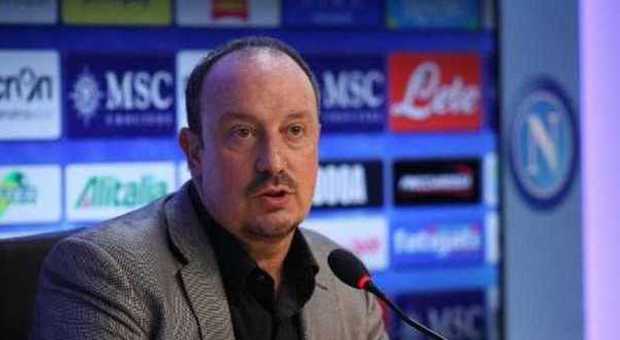 Napoli: De Laurentiis, fiducia a Benitez. Ma ci sono già contatti con Mancini