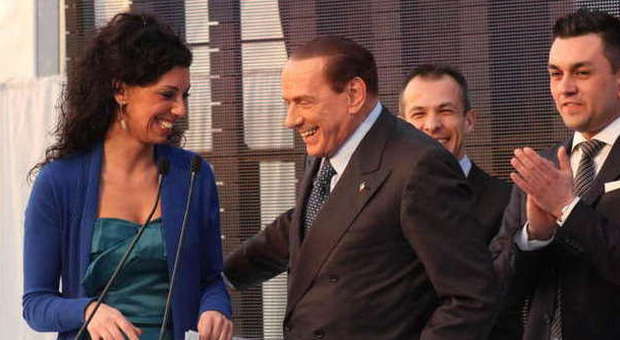 Berlusconi con Angela Bruno alla Green Power di Mirano (foto Davide Bolzoni - Ansa)
