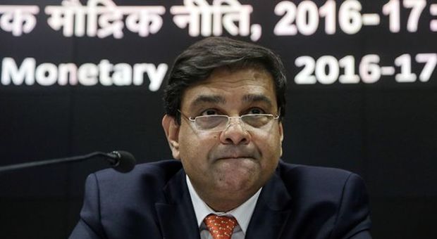 India, dimissioni a sorpresa del governatore della banca centrale