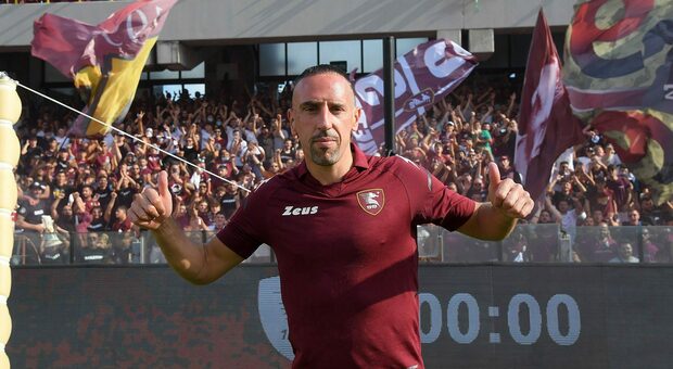 Ribery lascia il calcio e rescinde il contratto con la Salernitana
