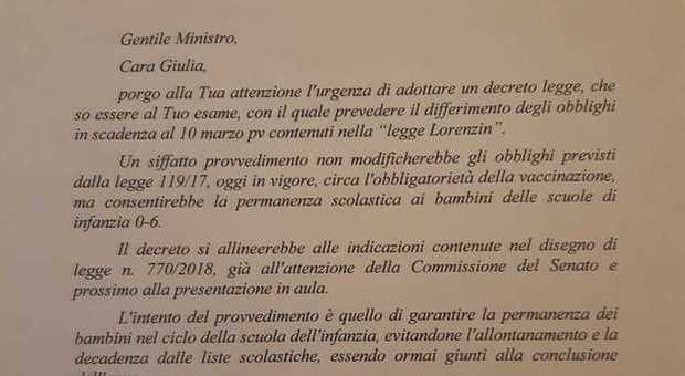 Vaccini, Salvini: «A scuola anche i bimbi non coperti». No dei presidi, il 10 marzo scadenza
