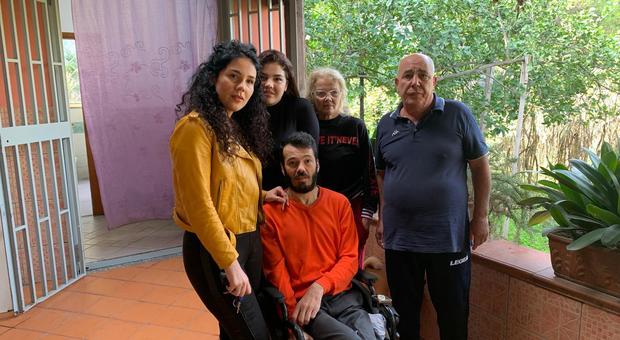 Napoli: Ciro, paraplegico, sfrattato dopo 39 anni dalla sua casa