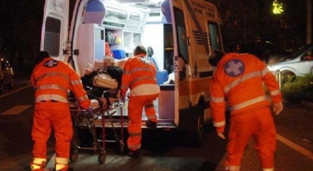 Frontale tra auto: feriti tre giovani trevigiani, grave una diciassettenne