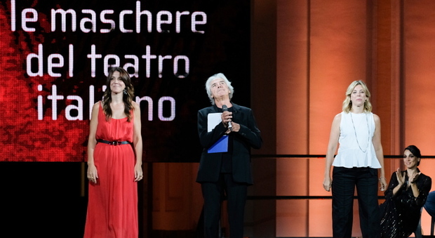 Premio le “Maschere del teatro italiano” in scena ad Ercolano: miglior spettacolo a Roberto Latini, miglior regia a Gabriele Lavia