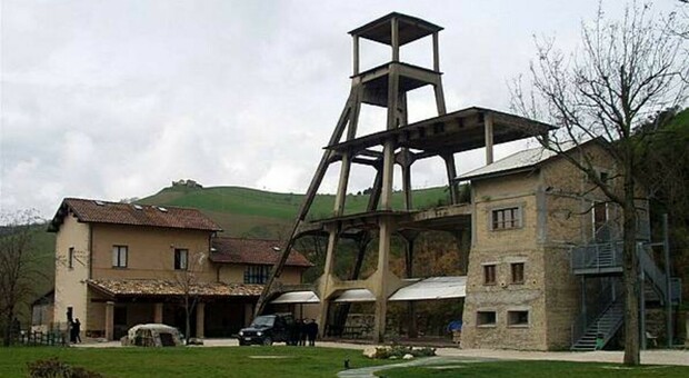 Viaggio nella storia del parco minerario: tra Marche e Romagna rivive il ricordo dei minatori