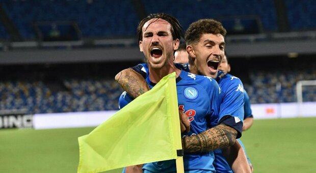 Napoli, una squadra di cecchini: 22 gol da fuori area per gli azzurri