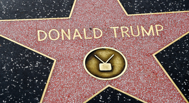 Usa, petizione per rimuovere la stella di Trump dalla Walk of Fame. Ma è tutto inutile